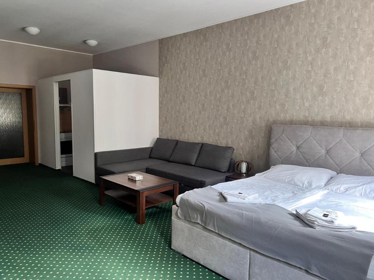 Pension U Jakuba Оломоуц Экстерьер фото