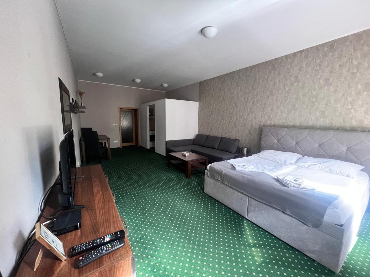 Pension U Jakuba Оломоуц Экстерьер фото